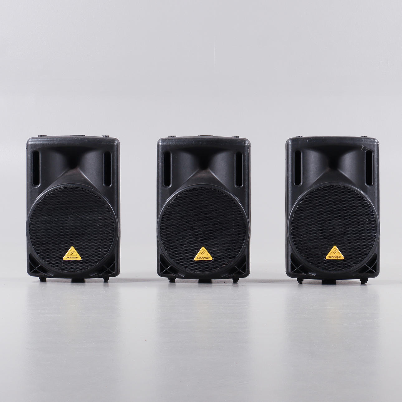 HÖGTALARE 3 st, Behringer Eurolive B212D.