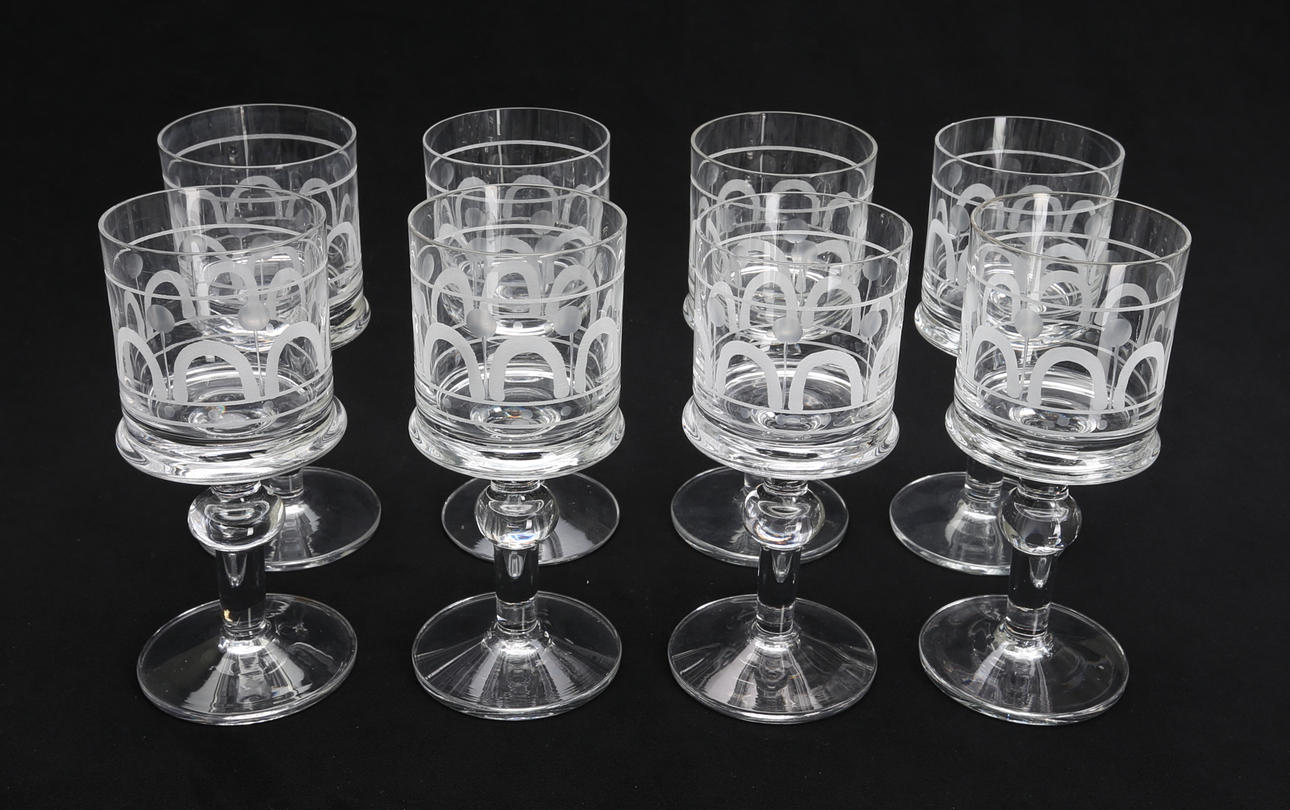 VINGLAS, 8 st, "Husar", Bertil Vallien, Boda.