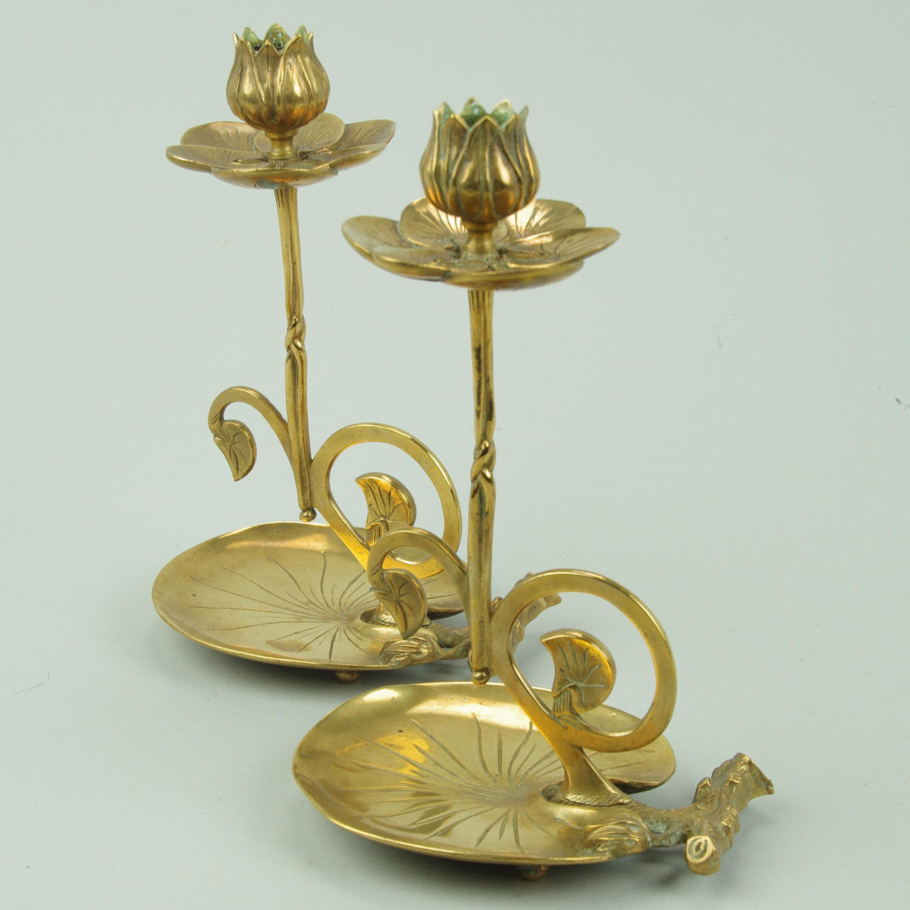 LJUSSTAKAR, 1 par, mässing, jugend.