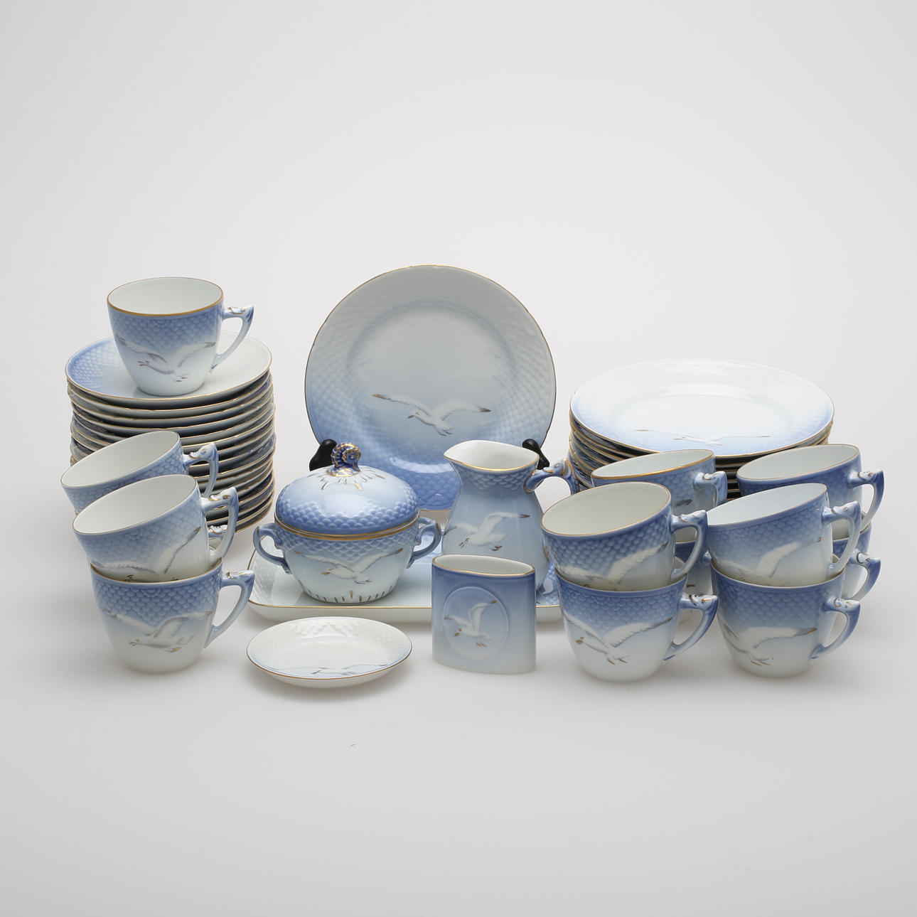 KAFFESERVIS, 46 delar, "Måsen", Bing & Gröndahl Danmark.