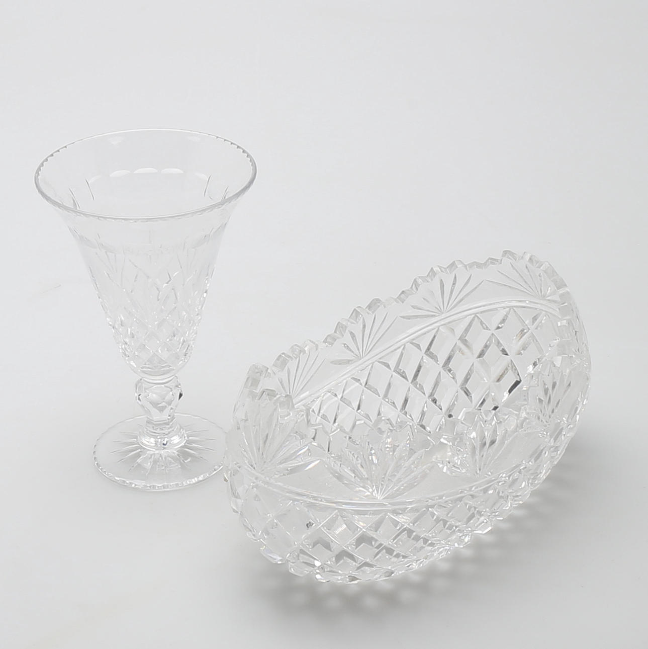 SKÅL och VAS, kristall.