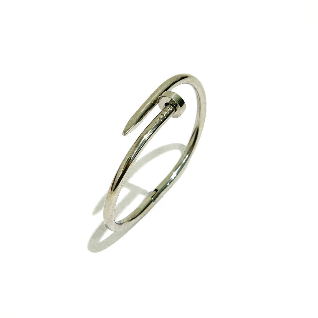 „SØM“ ARMBÅND I STÅL.