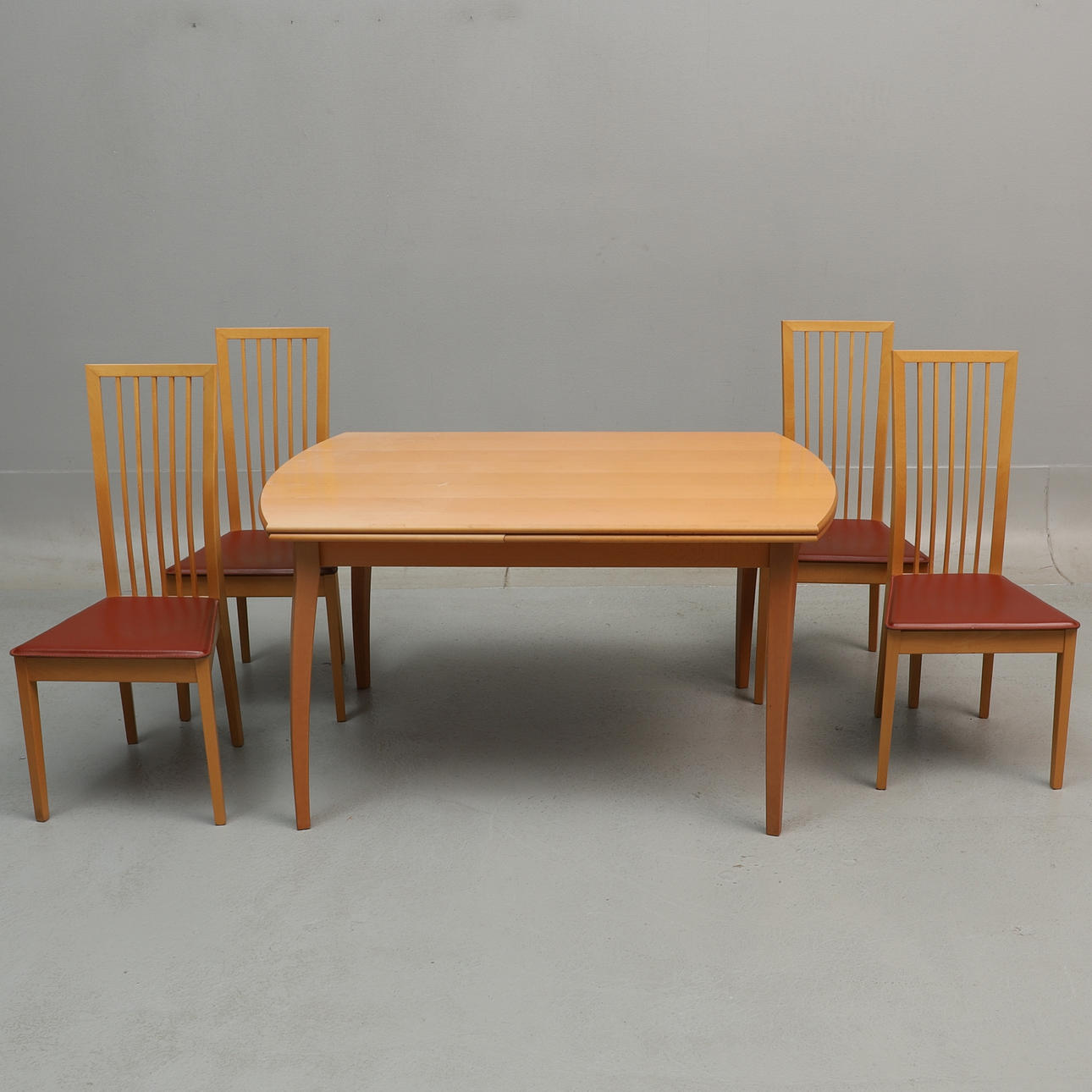 A 5-piece dining group, including IKEA, 1900/2000s.