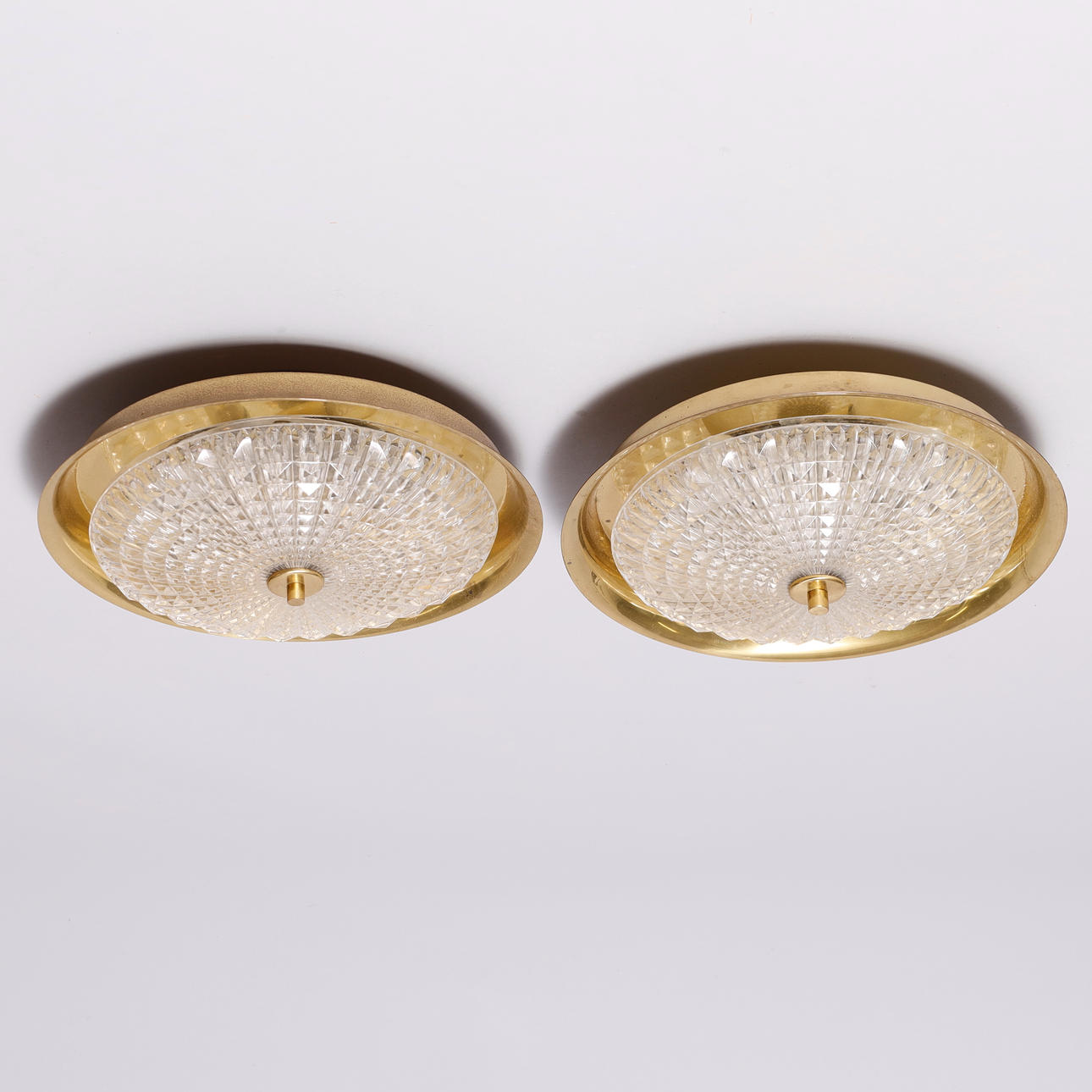 Loftlamper - Plafond lamper, glas og messing. Vitrika- Orrefors Danmark, messing og glas, 1900-talets midte (2).