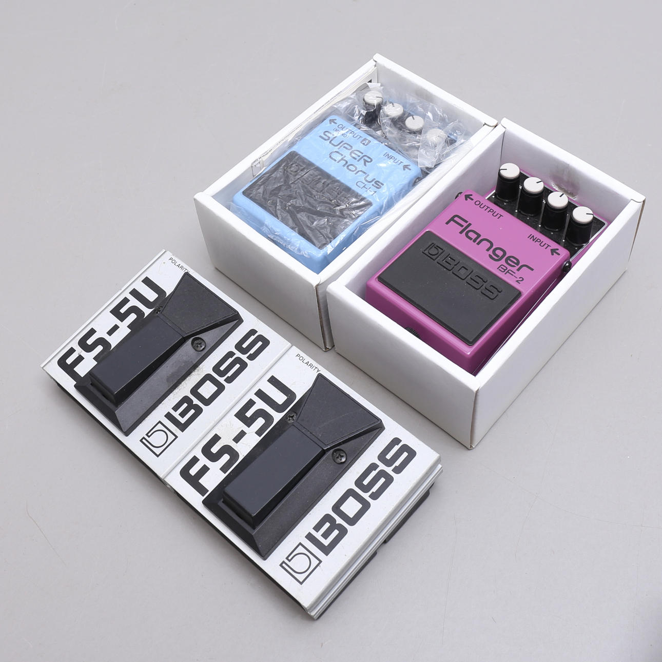 EFFEKTPEDALER, 3 st, Boss.