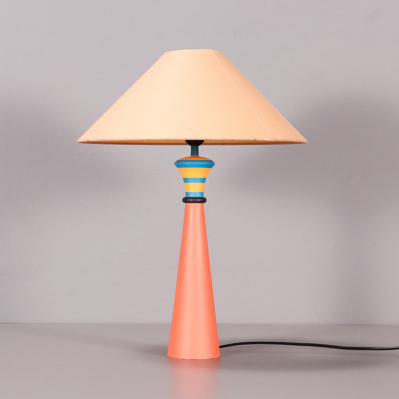TABLE LAMP Olivier Villatte, France. Lighting & Lamps - Table