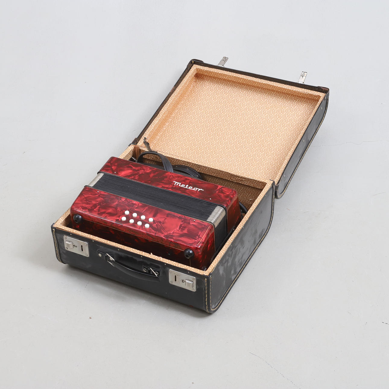 Ein Meteor-Akkordeon aus dem 20. Jahrhundert.