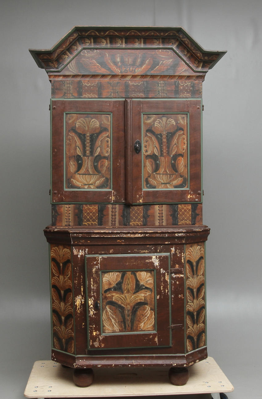 SKÅP, allmoge, daterat 1800.