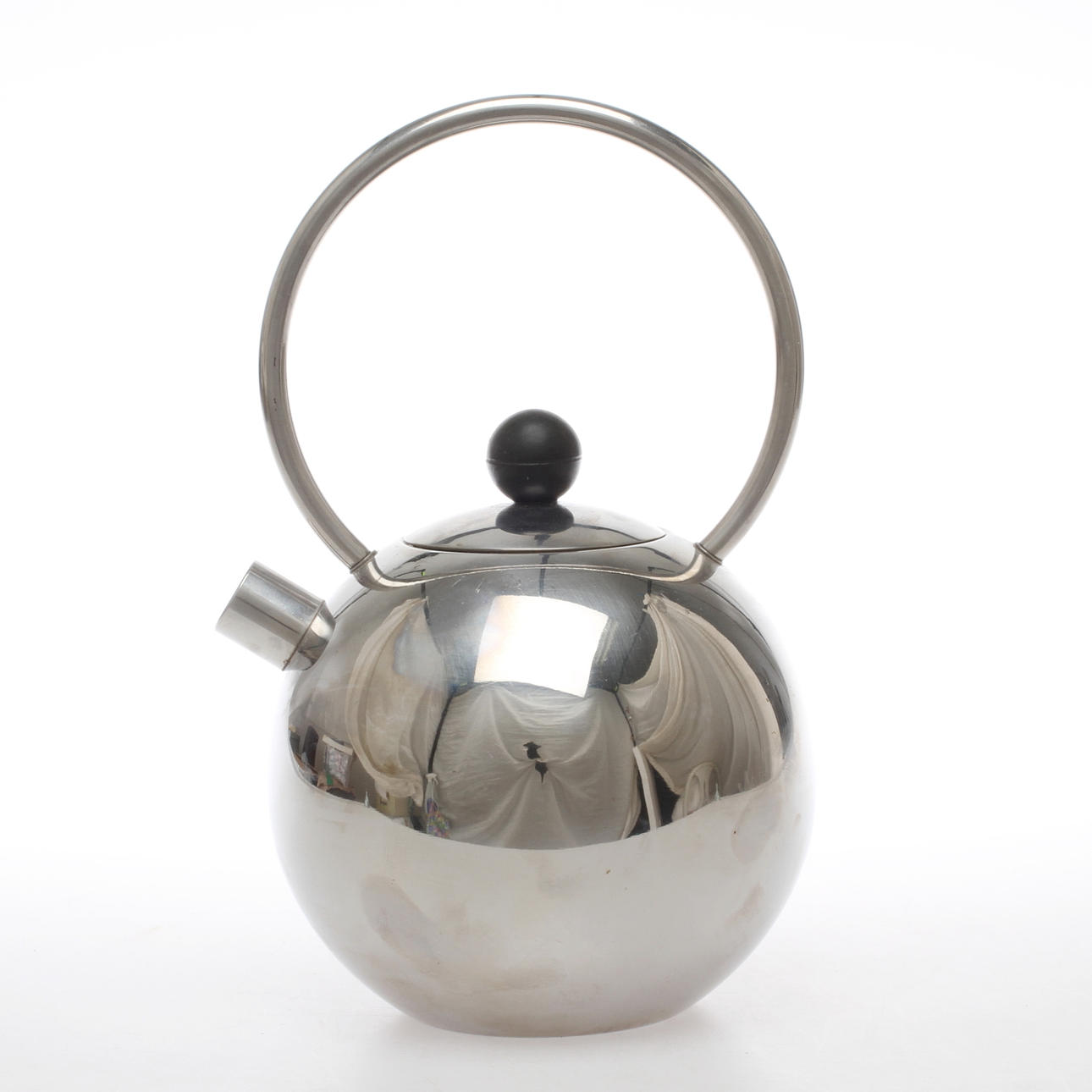 TEKANNA, stål/cromagan, troligen serien "King" Matteo Thun, stämplad WMF Wurtembergische Metallwarenfabrik, 1900-talets andra hälft.