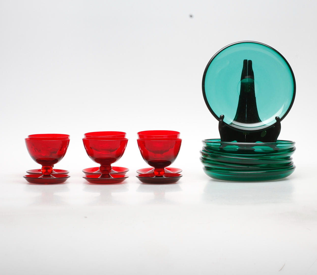 DESSERTSKÅLAR samt ASSIETTER, 12 delar, troligen Reijmyre, 1900-talets mitt.