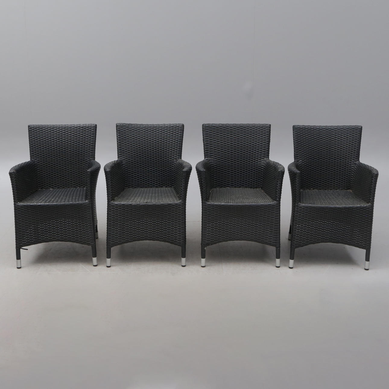 PUUTARHATUOLIT, 4 kpl, moderni.