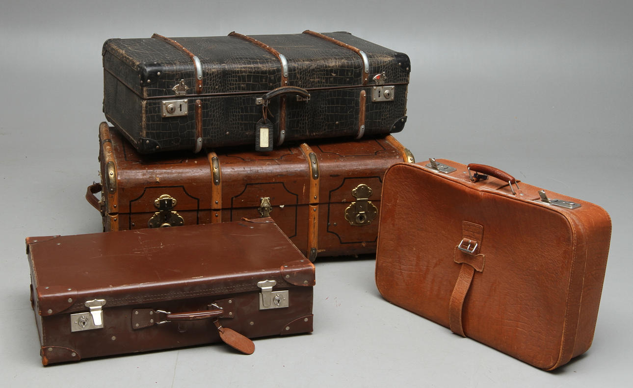 RESVÄSKOR, 4 st, KOFFERT, 1900-tal.