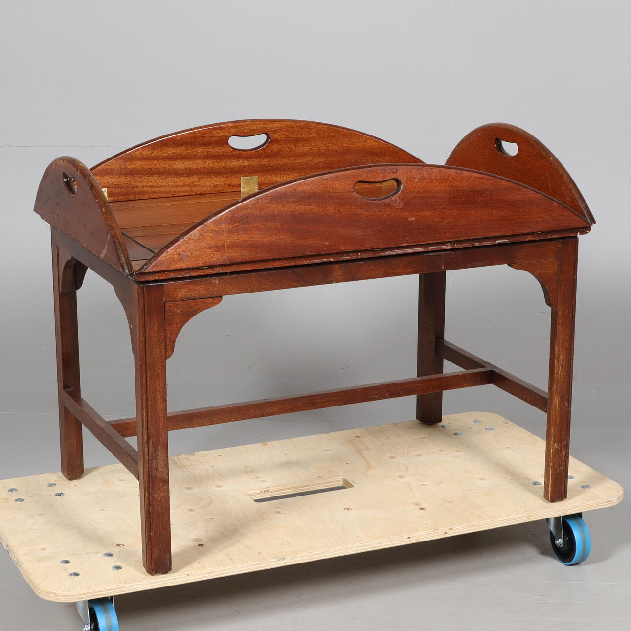 BRICKBORD, "Butlers tray", Engelsk stil.