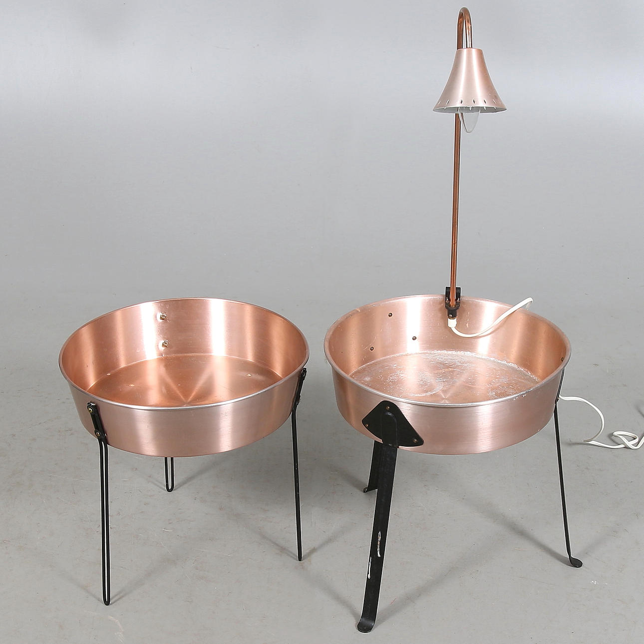 BLOMBORD och BELYSNING, 3 delar, metall och smide, 1900-talets andra hälft.