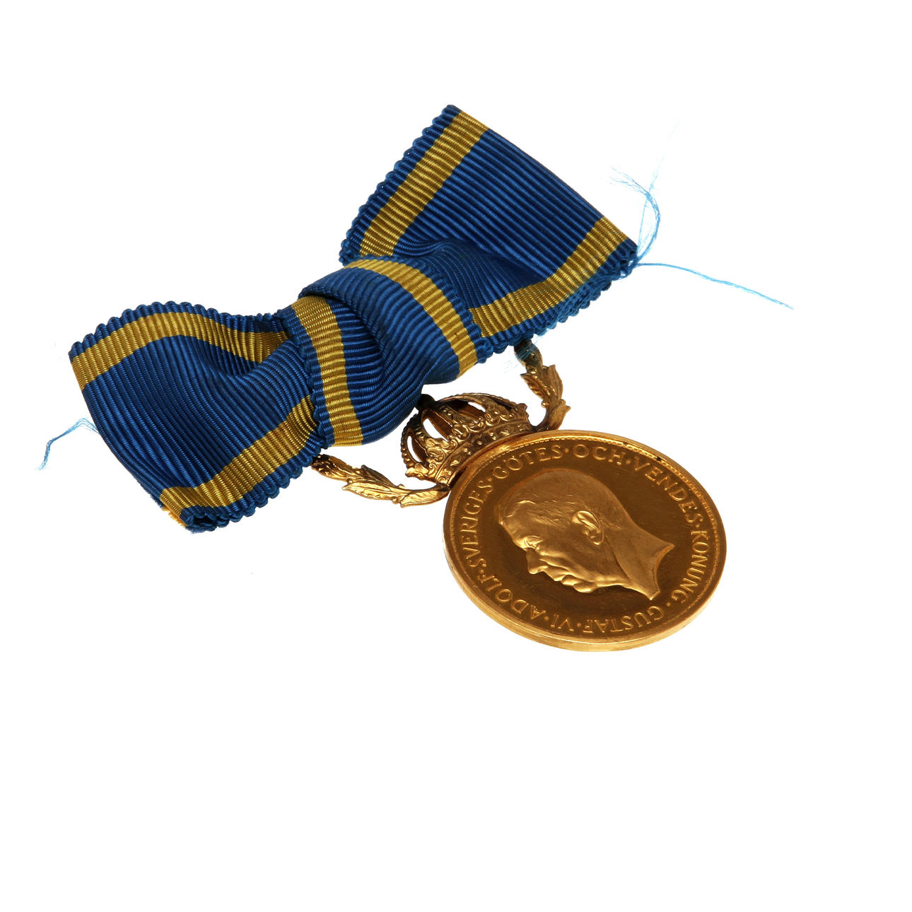 GULDMEDALJ, vikt ca 11 gram.