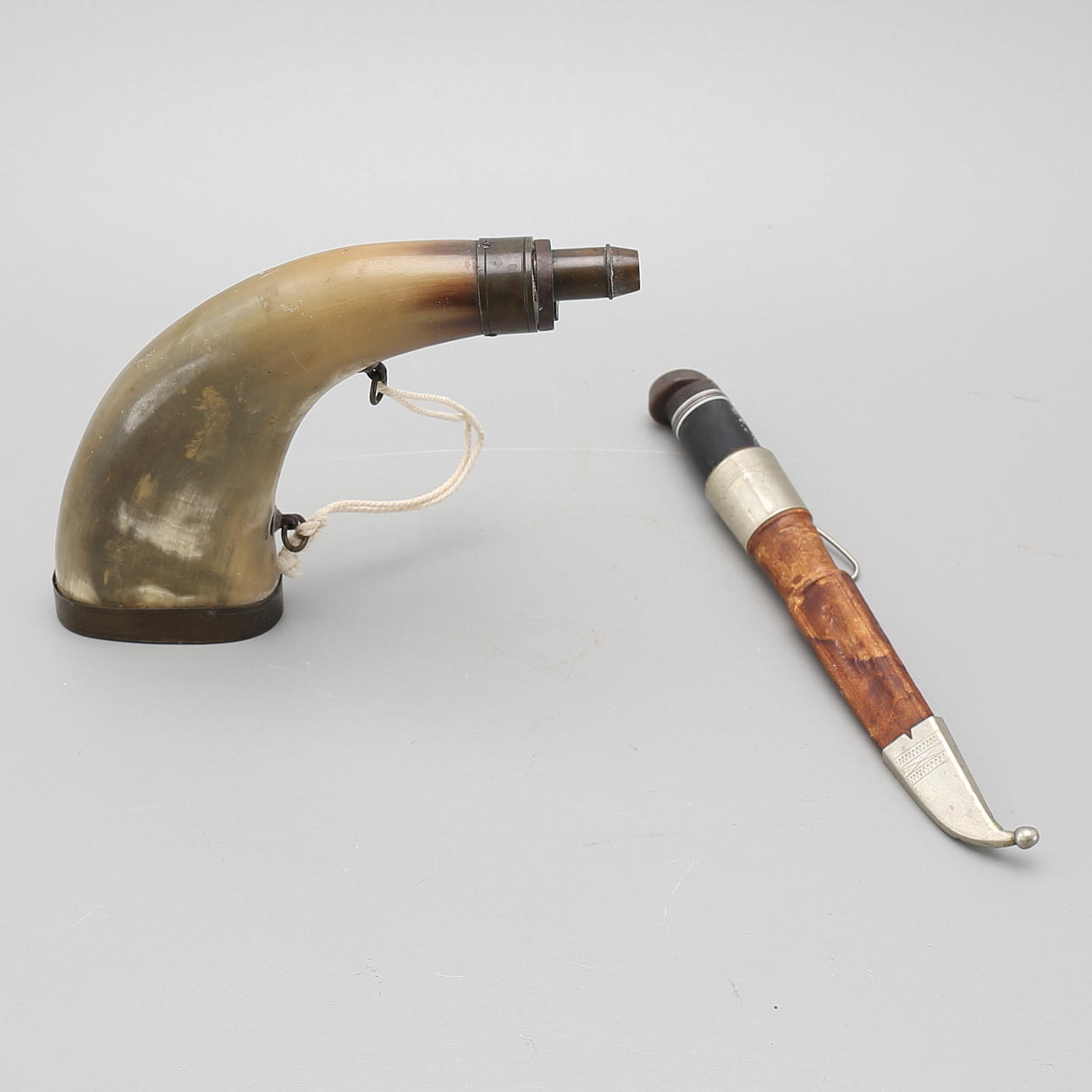 KRUTHORN samt KNIV, 1800-tal.