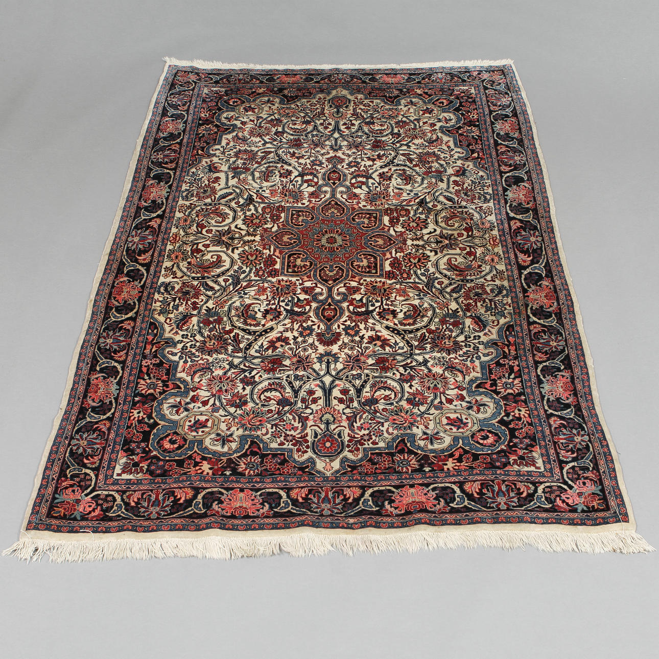 MATTA, orientalisk. 207x130.