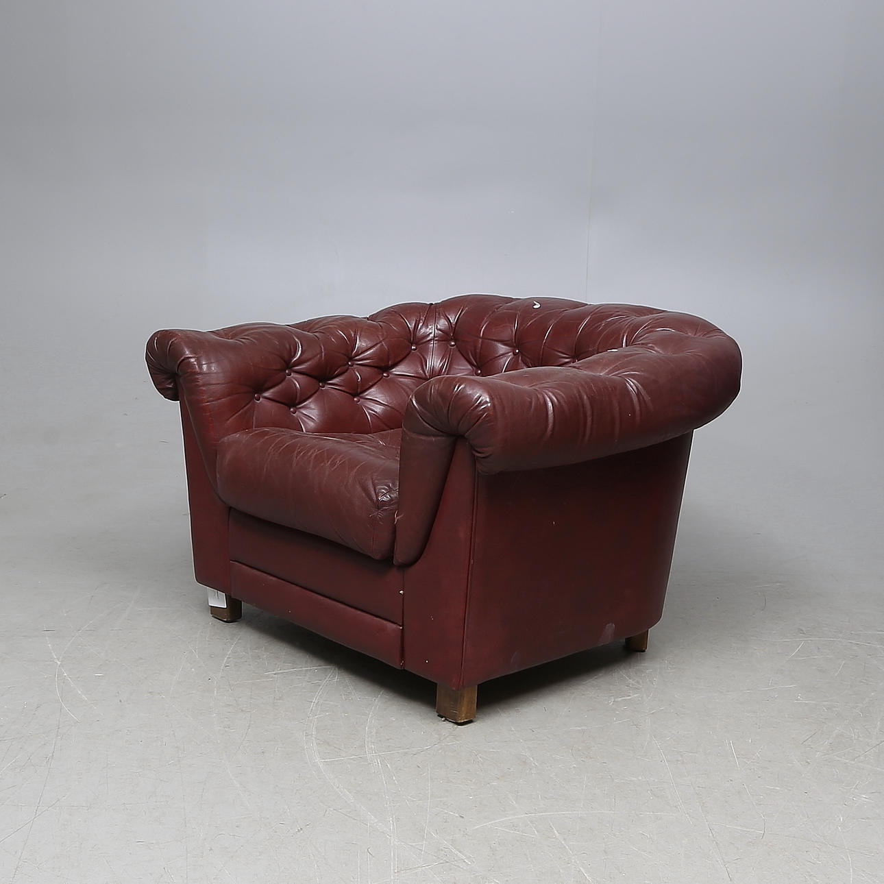 FÅTÖLJ, Chesterfield-modell, 1900-talet.