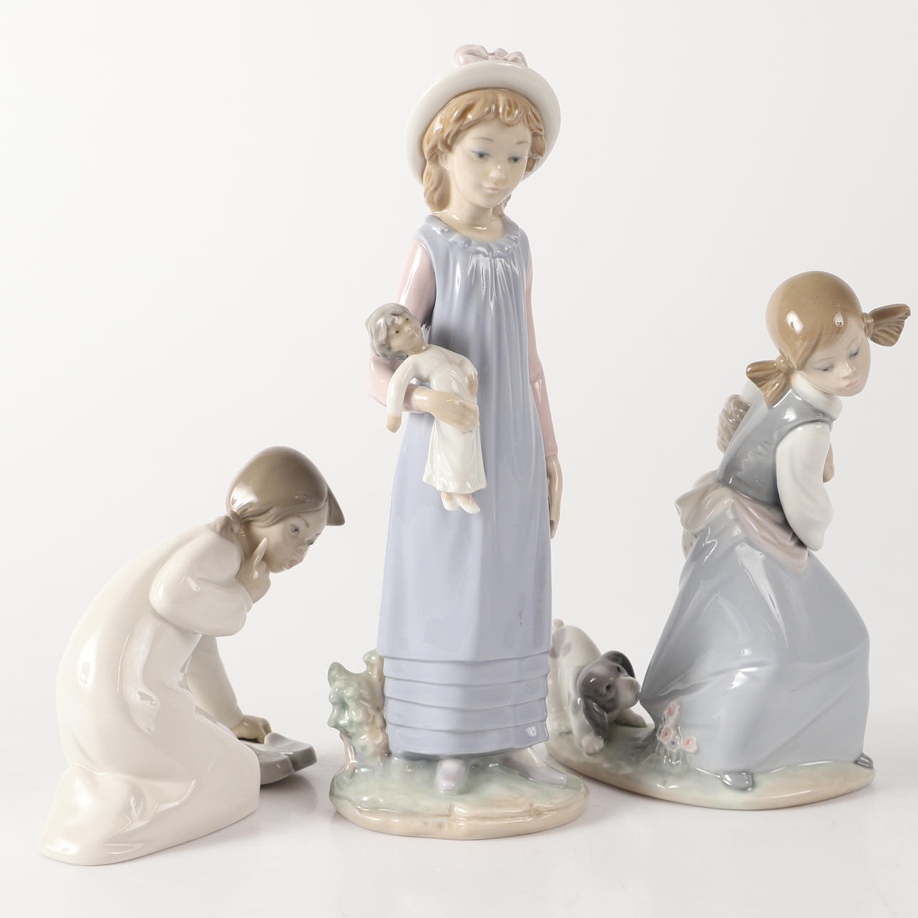 FIGURINES, 3 pieces, porcelain, Lladro, Spain. Ceramics & Porcelain ...