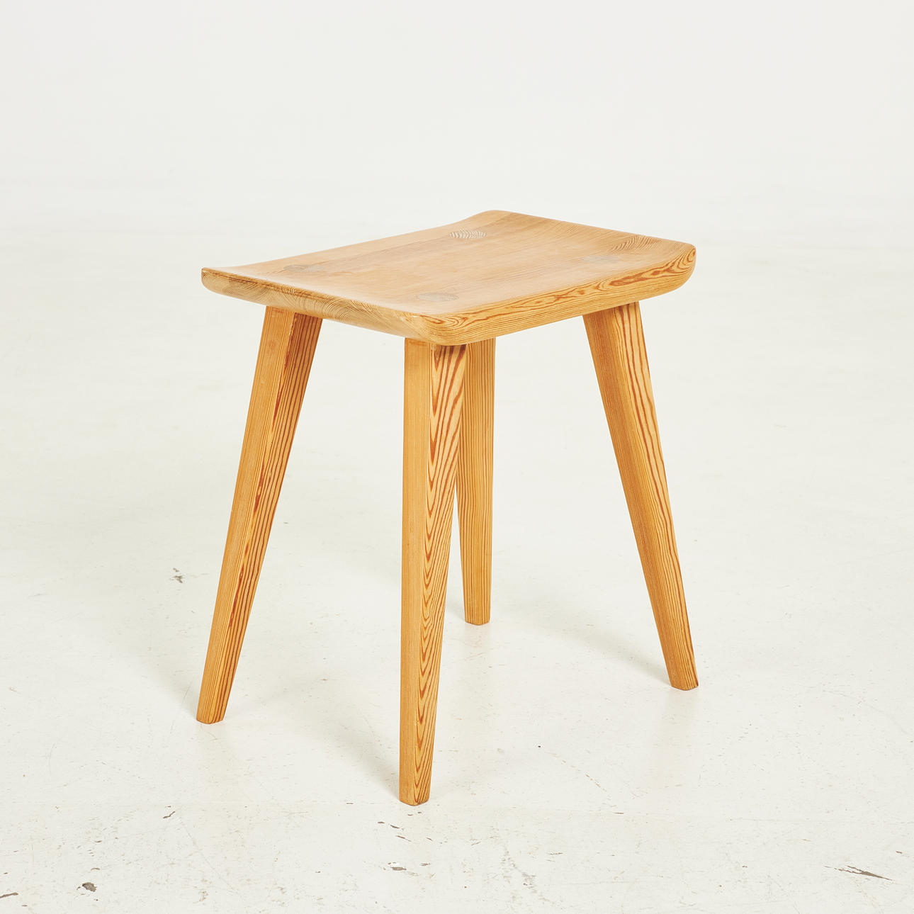 CARL MALMSTEN. Taburete Visingsö, estampado.