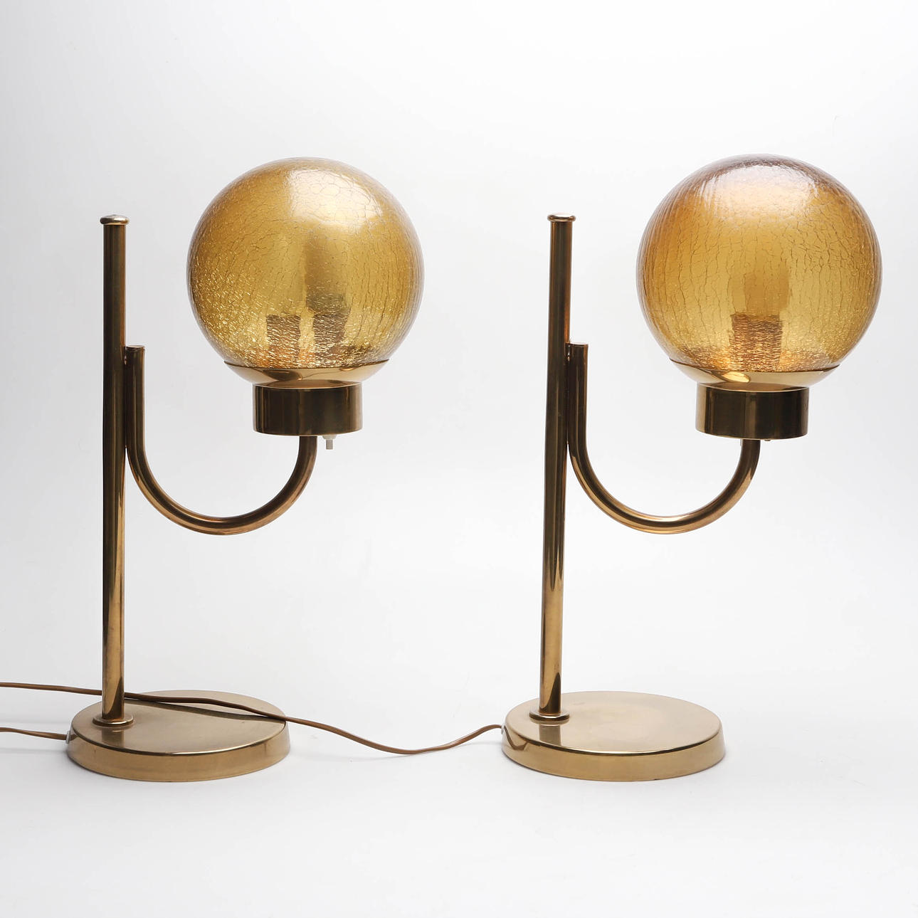 BORDSLAMPOR, ett par, Modell B-118, Bergboms.