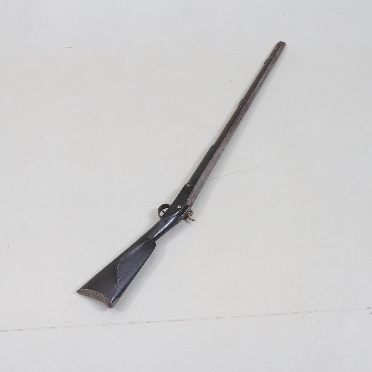 Slinglock rifle, early 19th century.