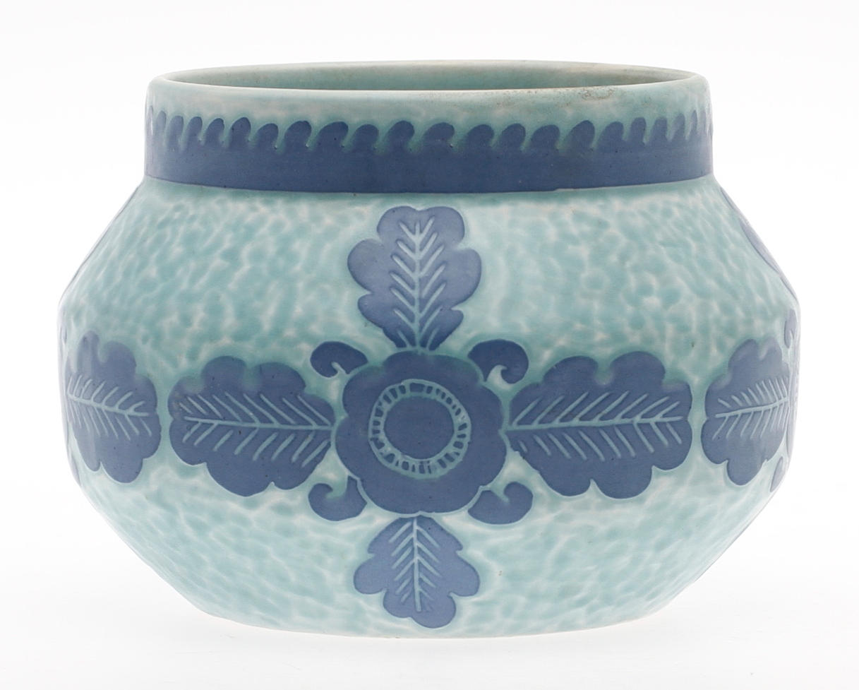 VAS, sgraffito, Josef Ekberg, Gustavsberg, sign. och dat. 1922.