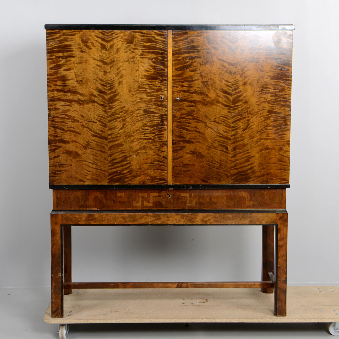 SERVERINGSSKÅP, art deco, 1920/30-tal.