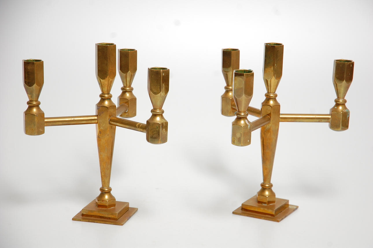 KANDELABER, 1 par Vallonmässing.