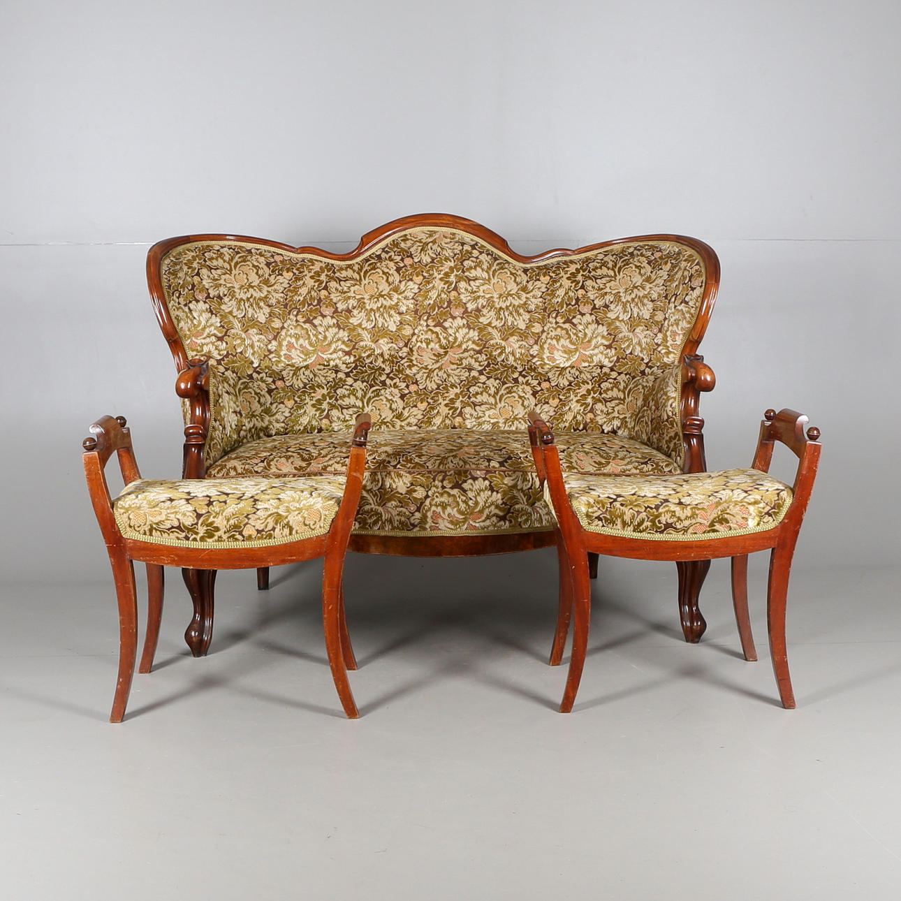 SOFFA, samt TABURETTER, ett par, nyrokoko, 1800-talets senare hälft.