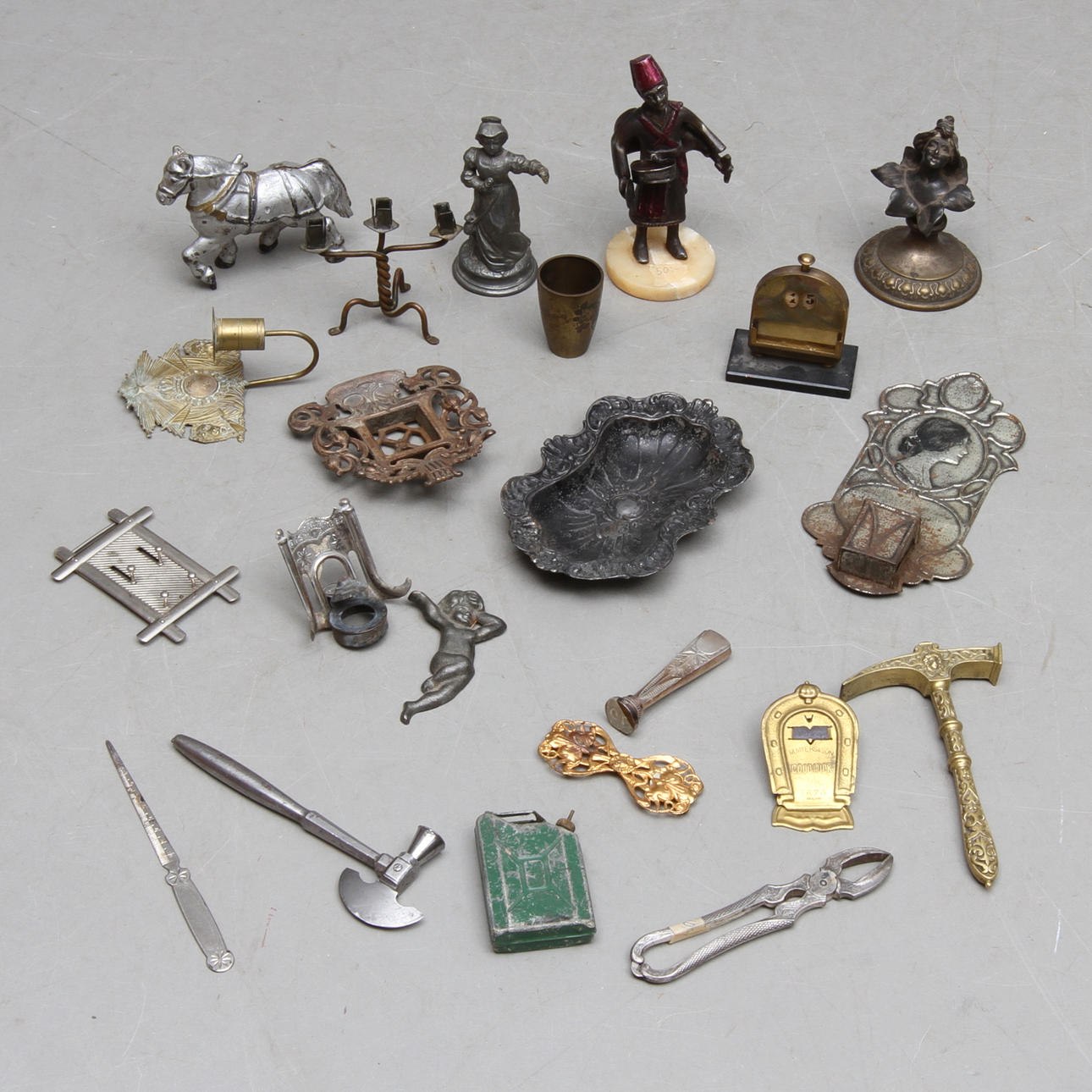 PARTI DIVERSE, metall, 1800/1900-tal.