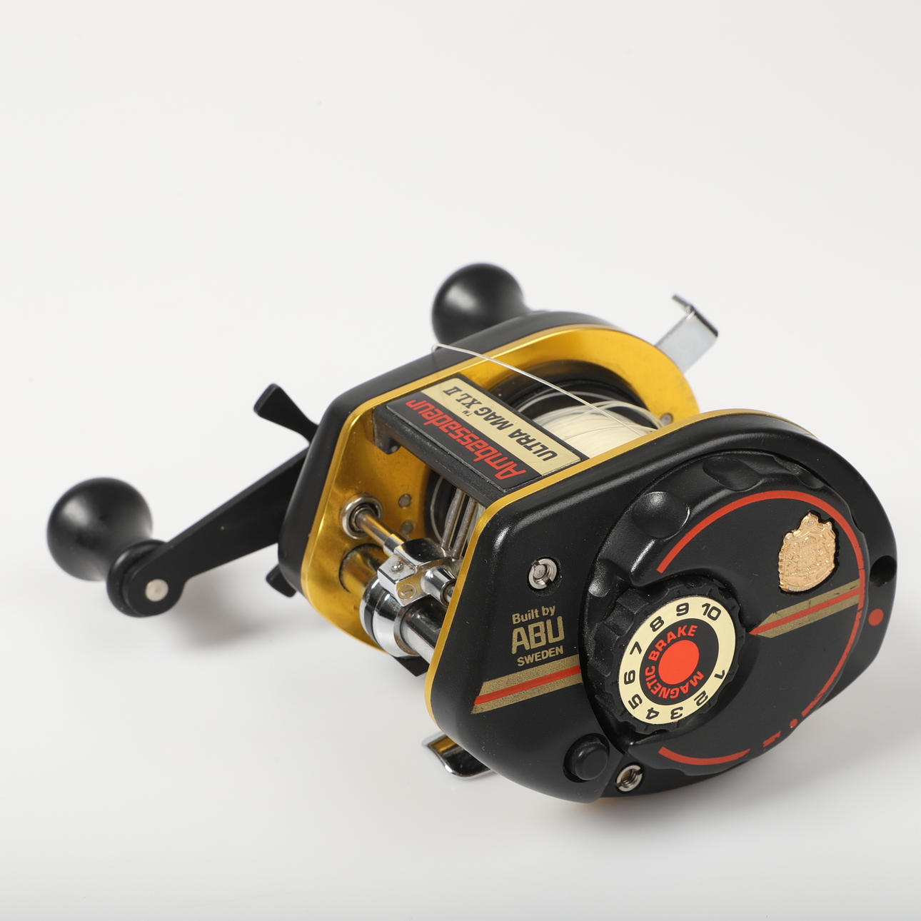 baitcast reels for musky Baitcasting Fishing Reel 7.2:1 Long Casting Fishing Reel for Catfish Musky  Bass Right