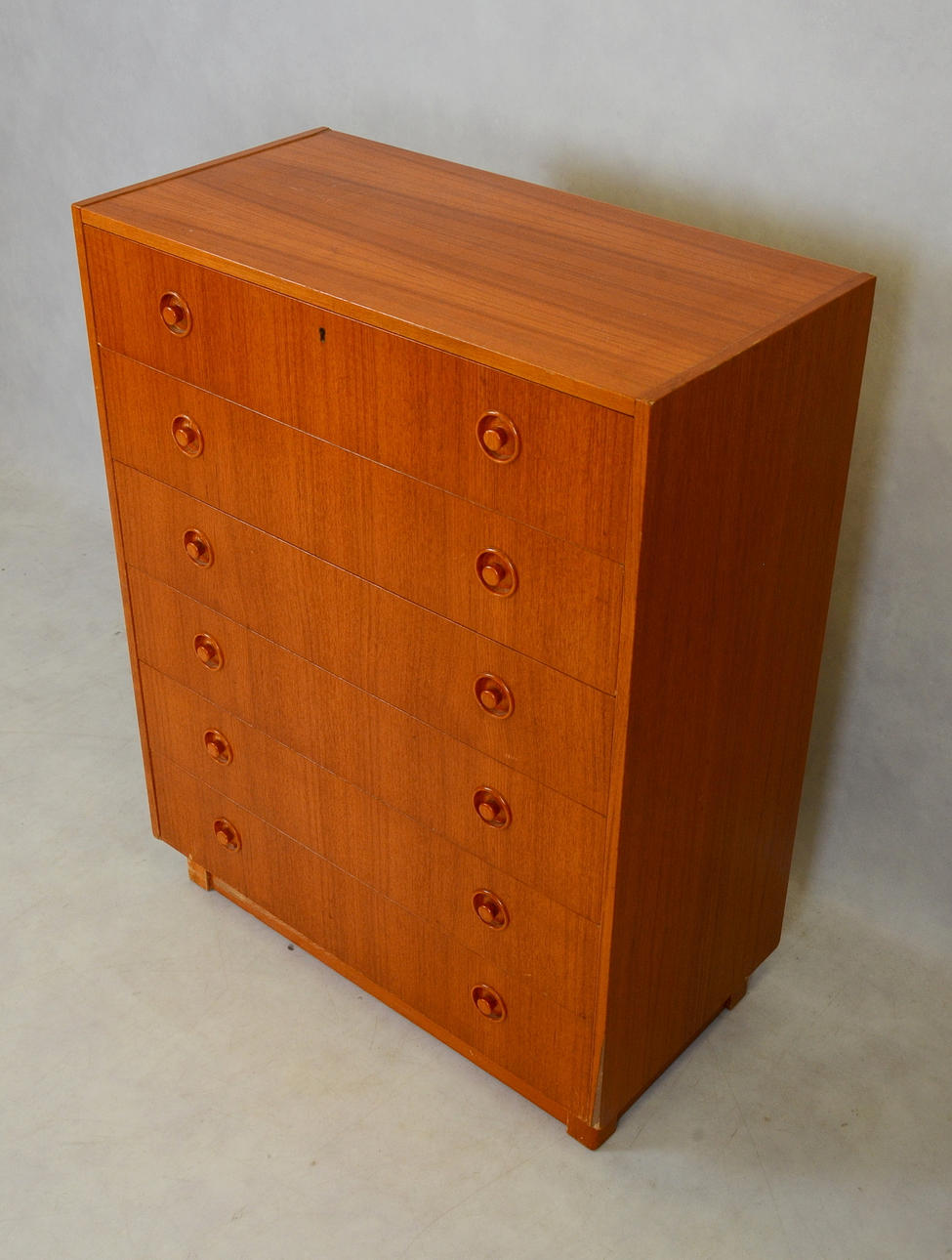 BYRÅ, 6-lådig, teakfanér, 1960/70-tal.
