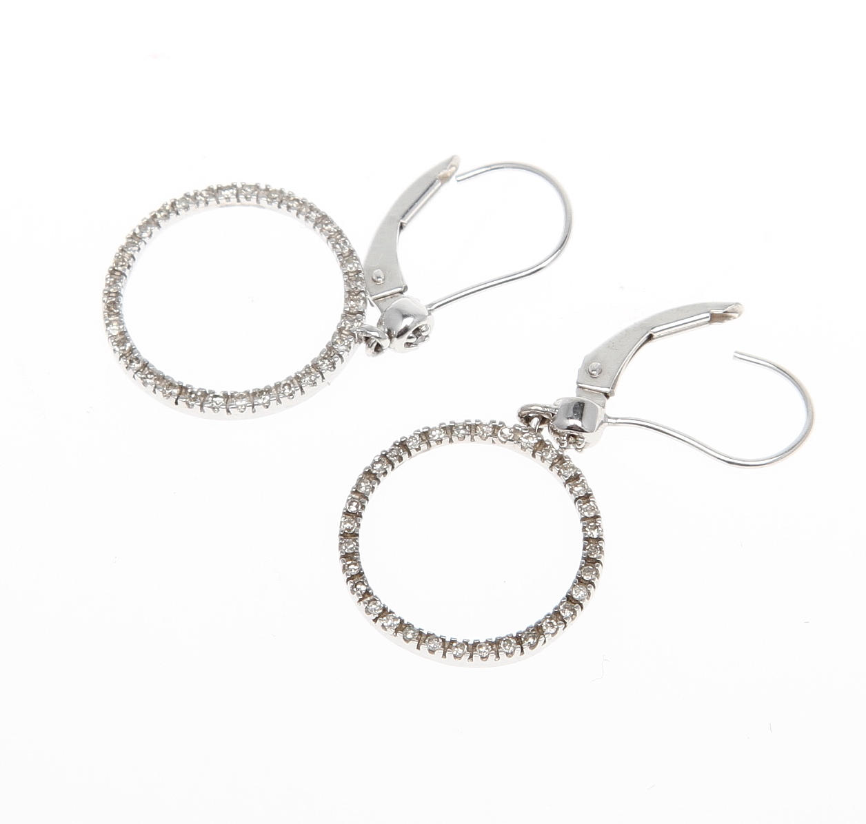 ÖRHÄNGEN. 1 par 14k guld med diamanter, totalt ca 0,50 ct.