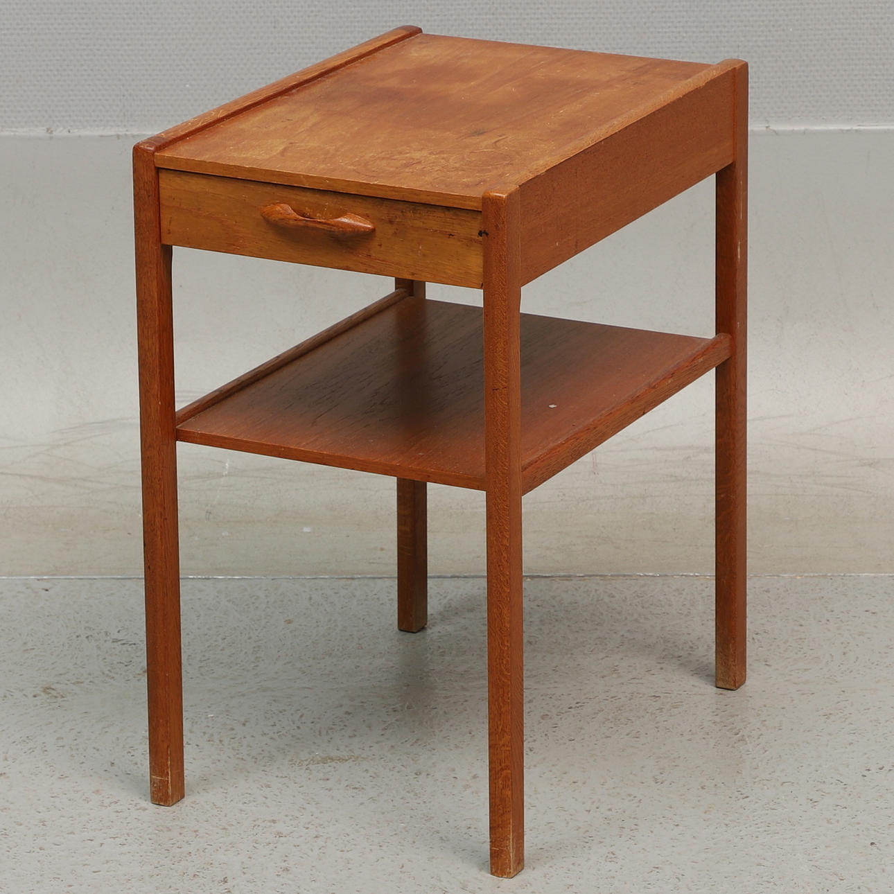 SÄNGBORD, teak, 1950/60-tal.