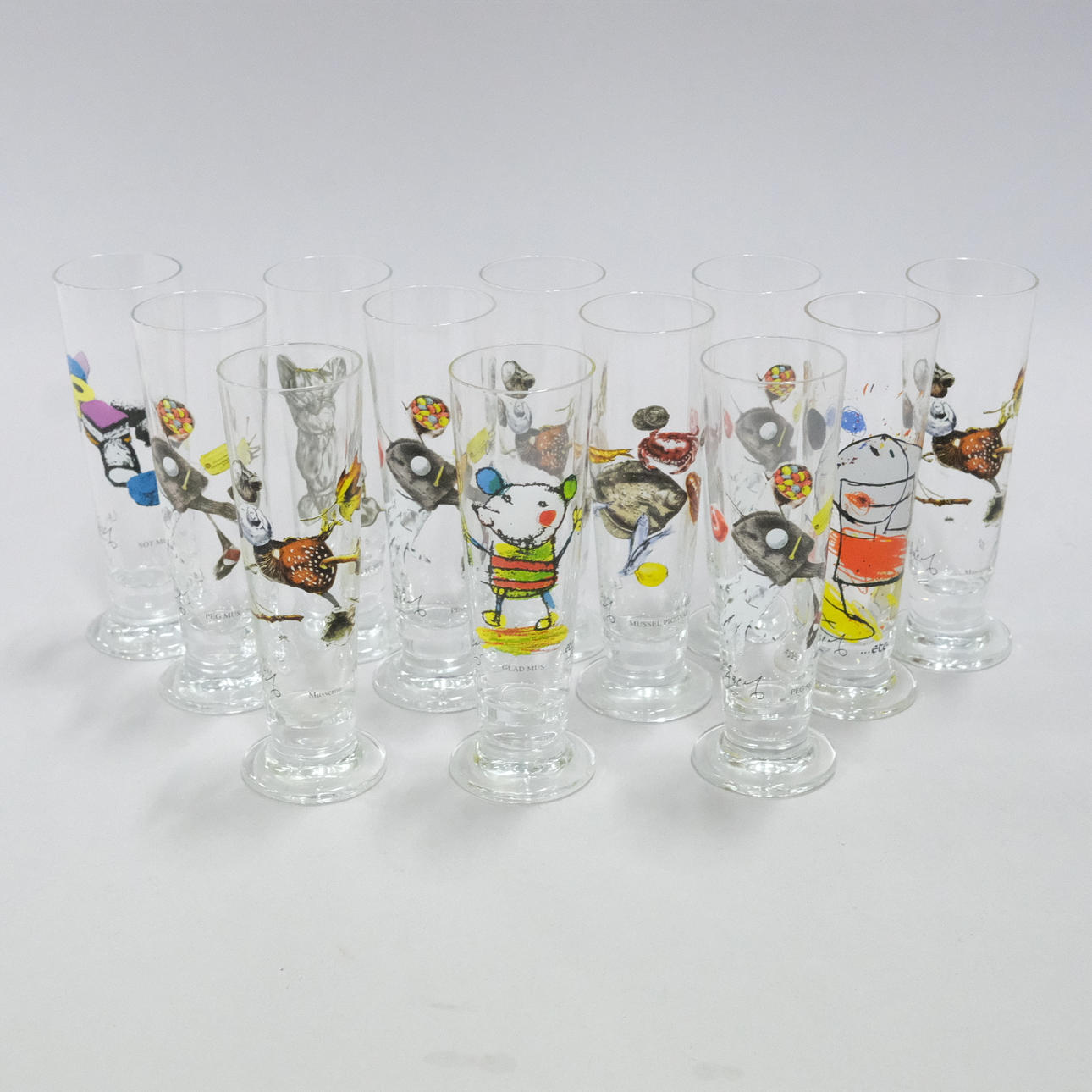 LASSE ÅBERG, 12 SNAPSGLAS.