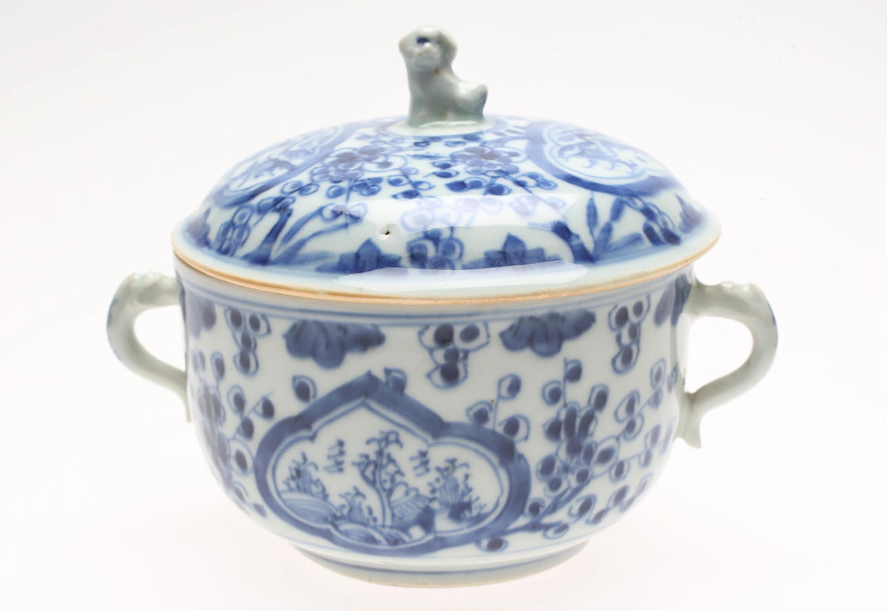 LOCKSKÅL, porslin, Kina, 18/1900-tal.