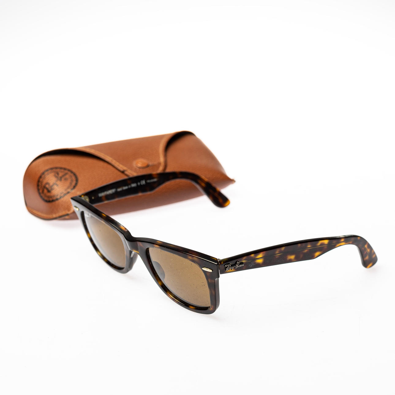SONNENBRILLE, mit Etui, Ray-Ban „Wayfarer“.