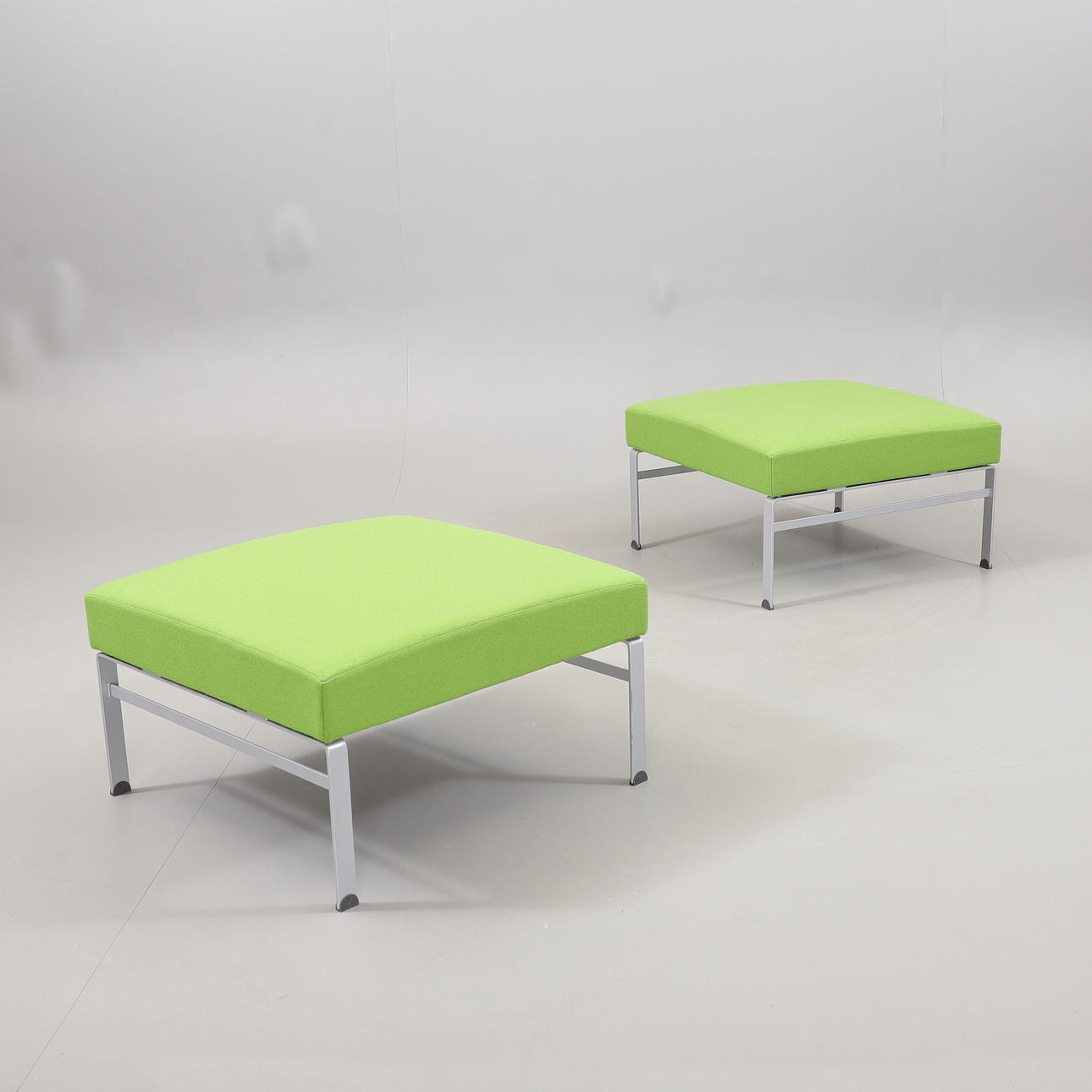 Two 'Wilson' pallets, Kinnarps, 21st century.