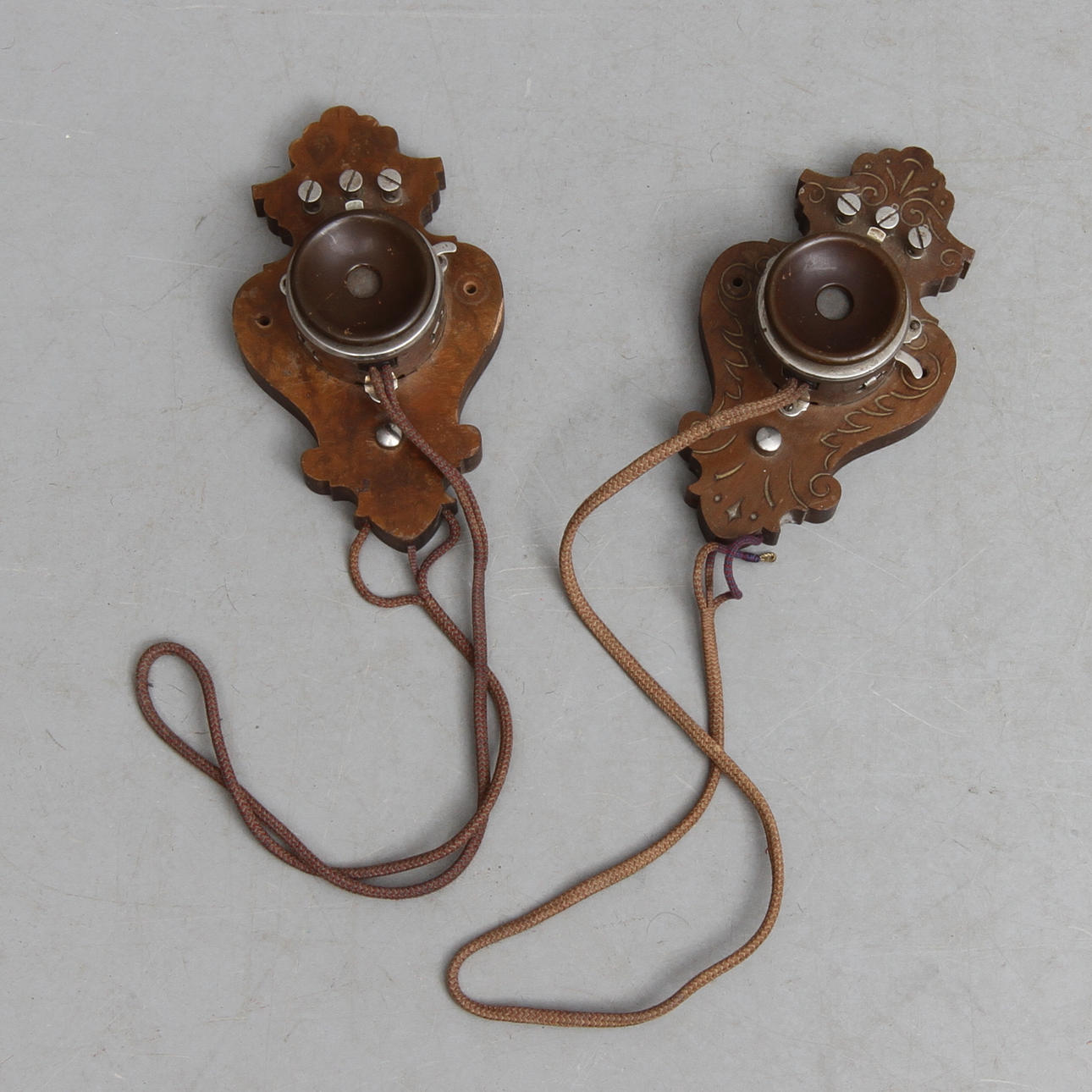 LOKALTELEFONER, 2 st, omkring 1900.