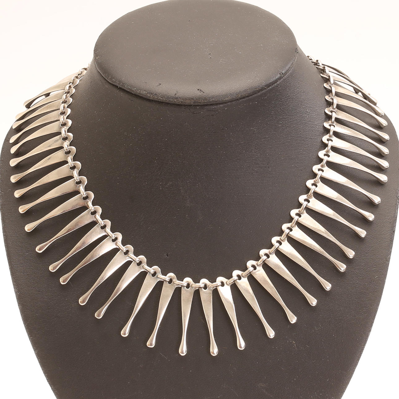 GEORG JENSEN. A necklace, “Model 196", sterling silver, Danmark.