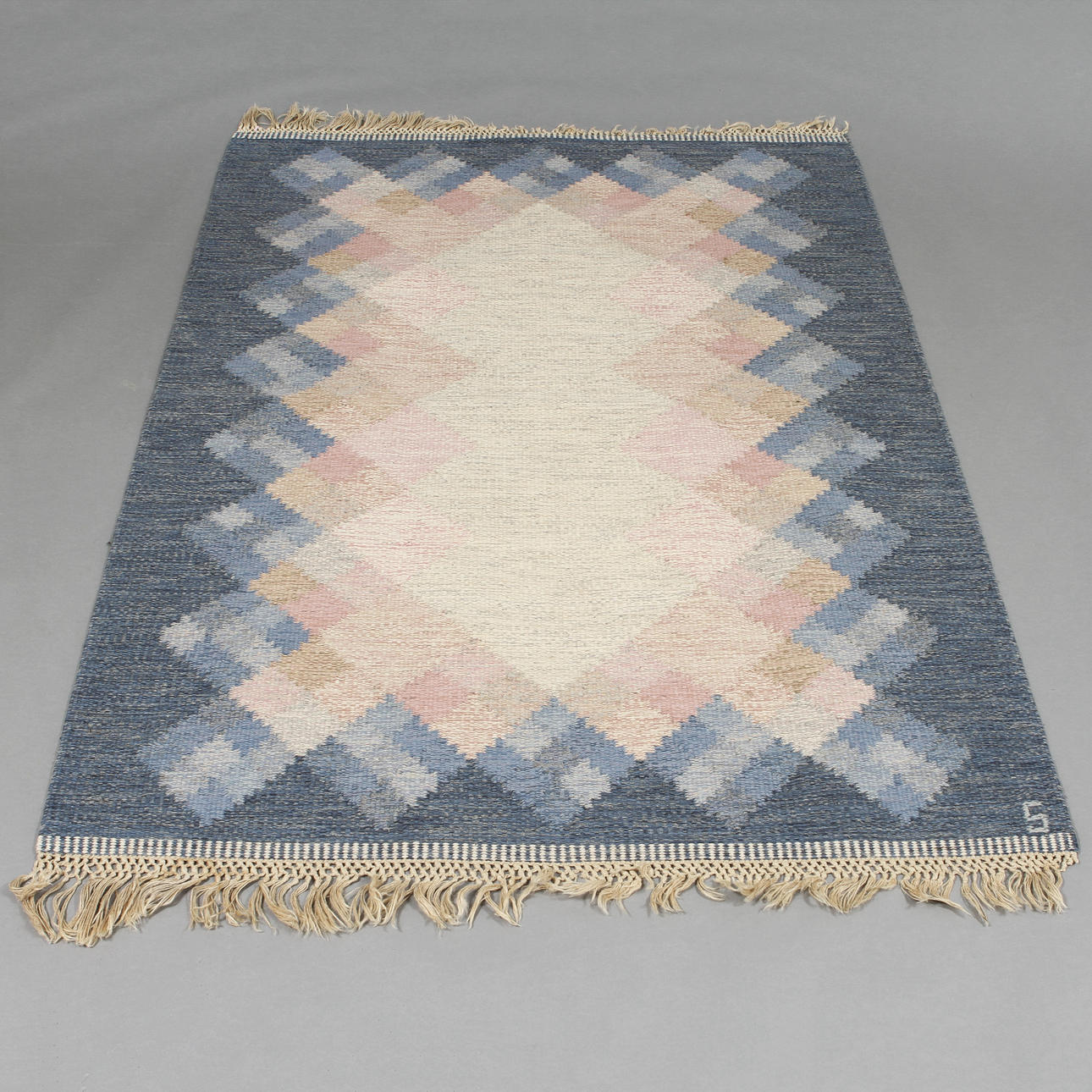 MATTA, röllakan, Brita Svefors. 200x137.