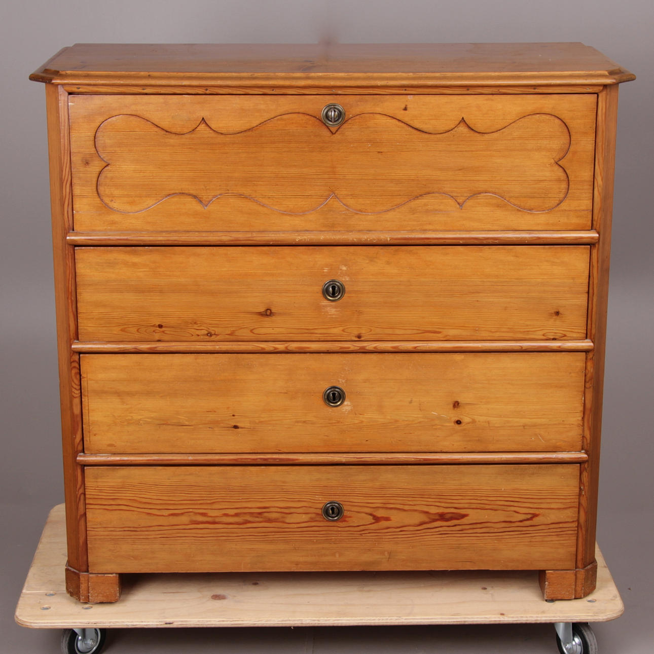 CHIFFONJÈ, furu, sent 1800-tal.