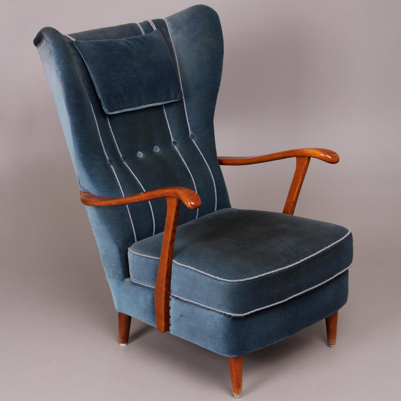 ÖRONLAPPSFÅTÖLJ, 1900-talets mitt.