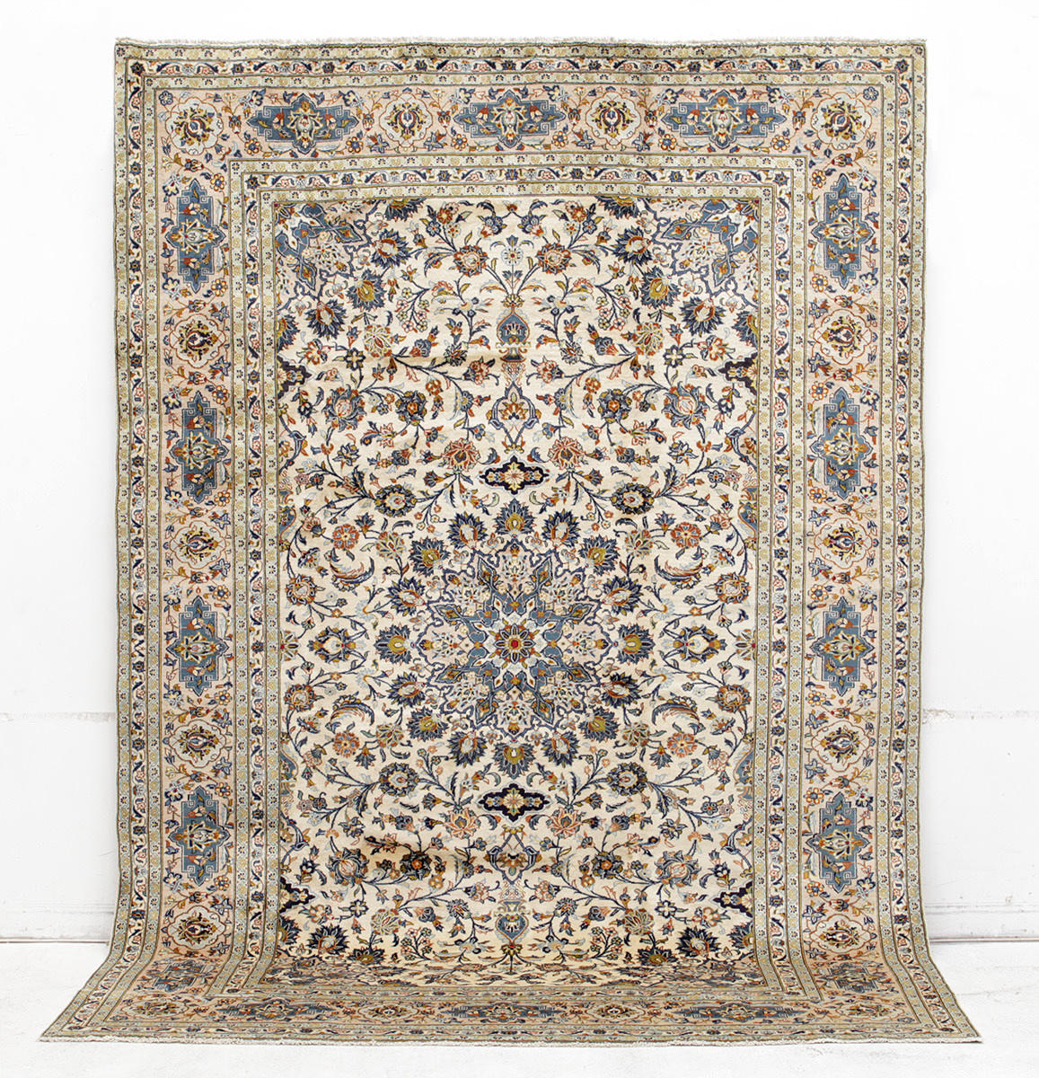 MATTA, Persisk, ljus Keshan, (fine), 360 x 250 cm.