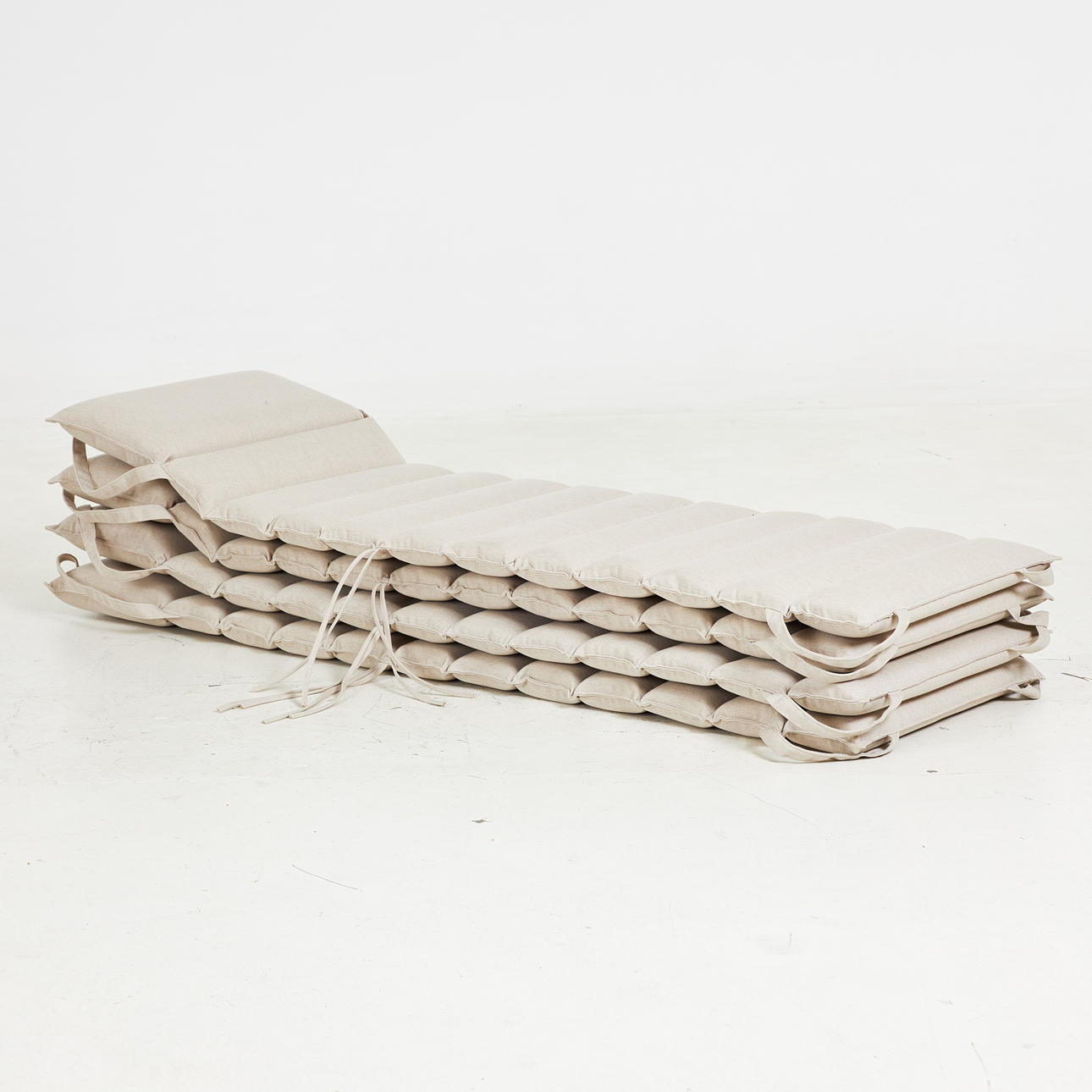 DYNOR. 4 st, "Sunbrella", för Carl Hansen.