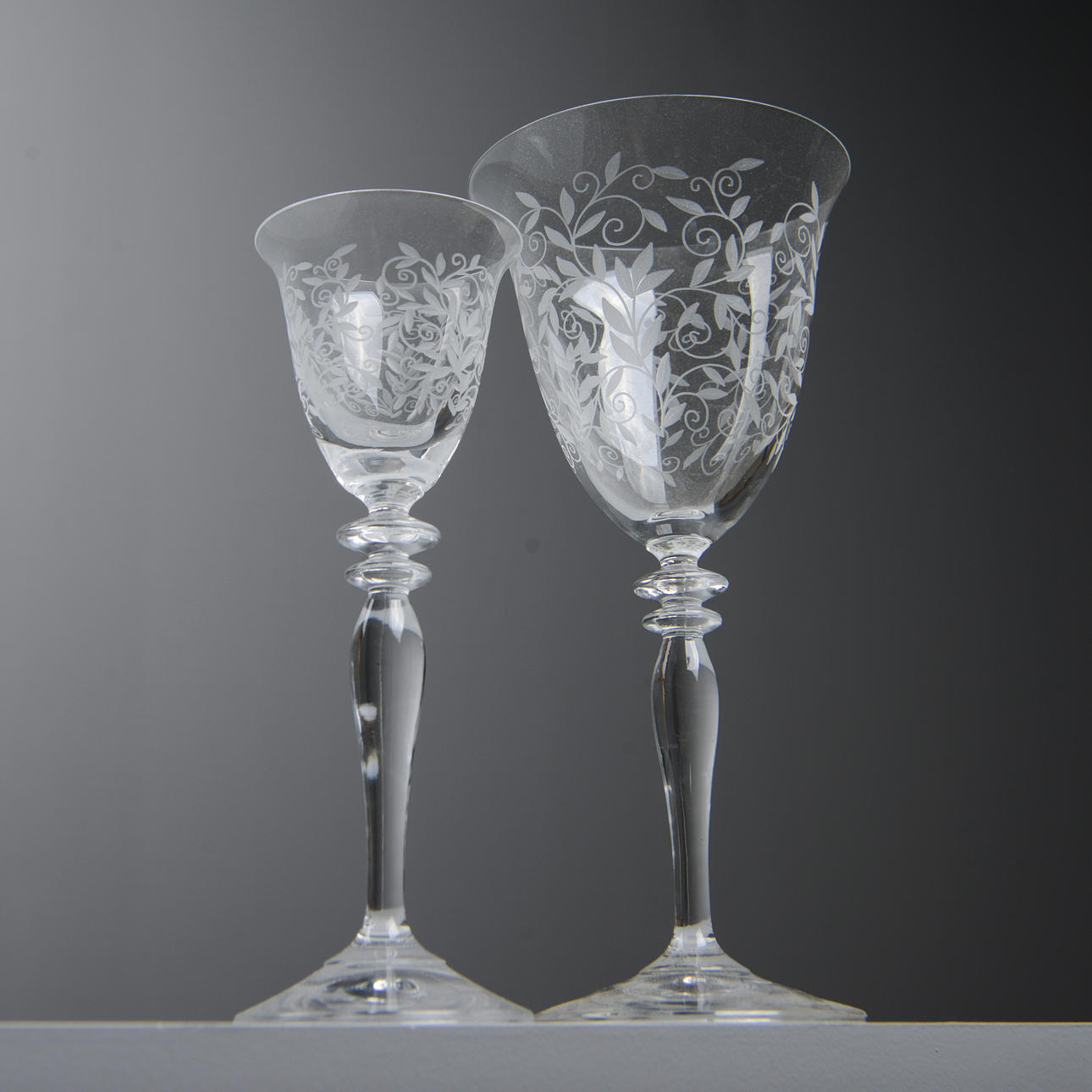 VINGLAS, 11 st, SNAPSGLAS, 6 st, "Harmoni", Åhlens.