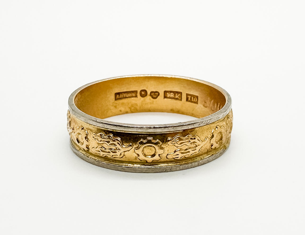 RING, 18k gold, Alton.