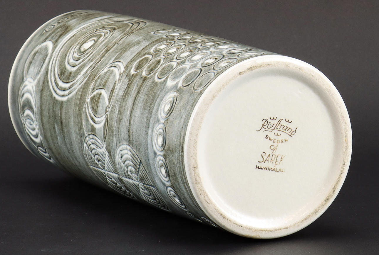 OLLE ALBERIUS. A vase, Rörstrand, Sarek. Ceramics & Porcelain