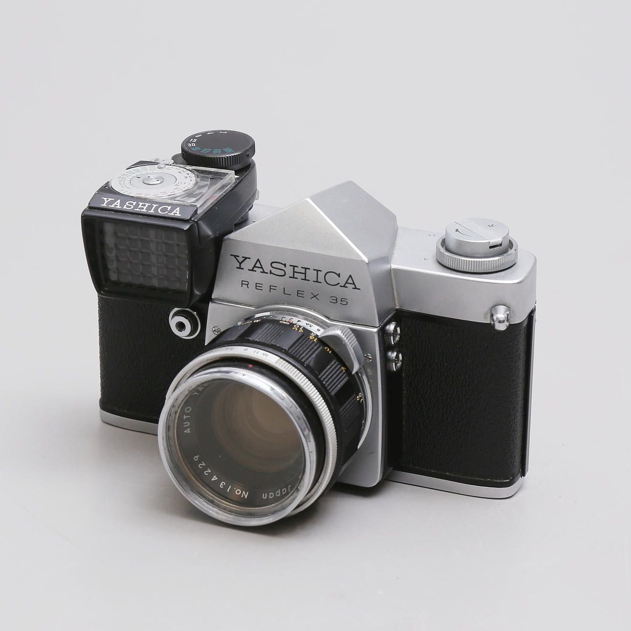 SYSTEM CAMERA, Yashica Reflex 35.